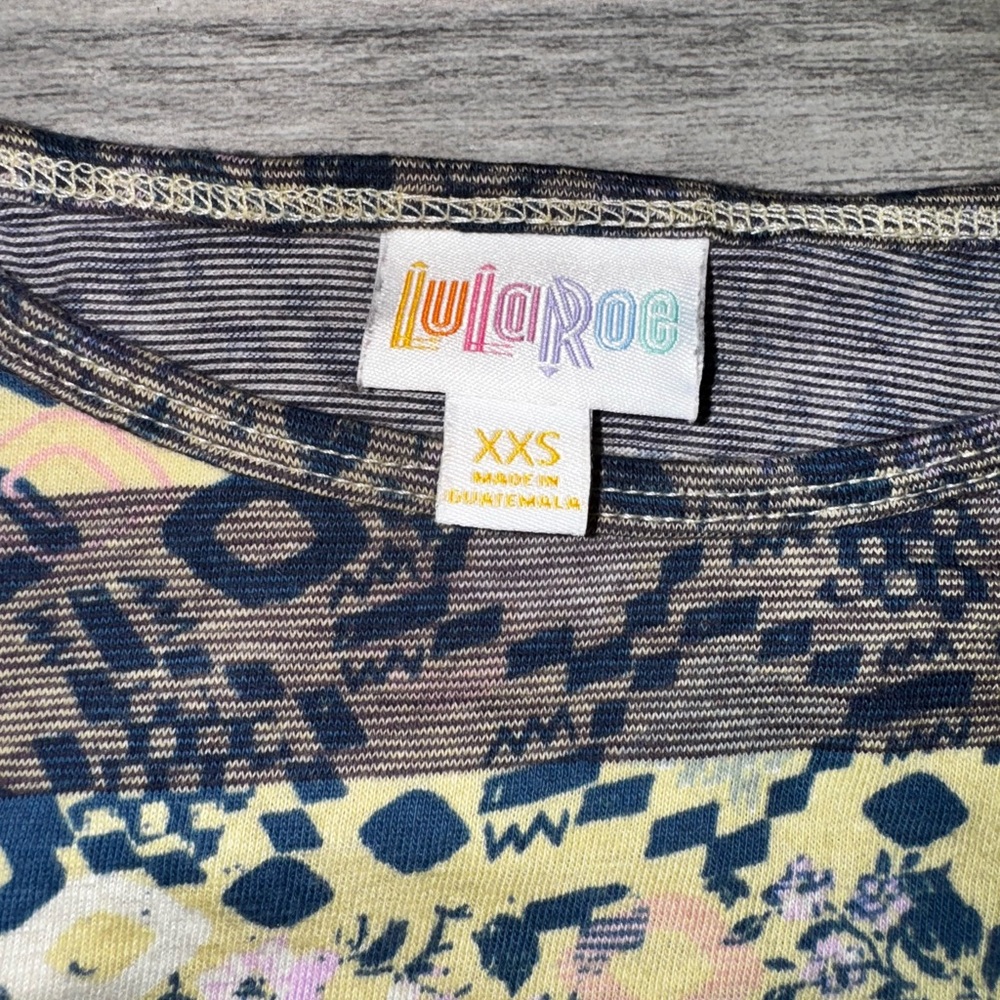 EASTER READY LuLaRoe Geometric Print Top XXS